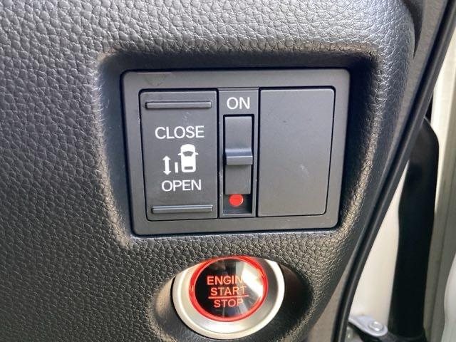 Ｎ－ＢＯＸカスタム Ｌ　ＥＴＣ／純正ナビ／バックモニター／ホンダセンシング　スマートキーシステム　ヒーター　リヤカメラ　サイドカーテンエアバック　ナビ＆ＴＶ　ＬＥＤ　キーフリー　両側スライド片側電動ドア　パワーステアリング（32枚目）