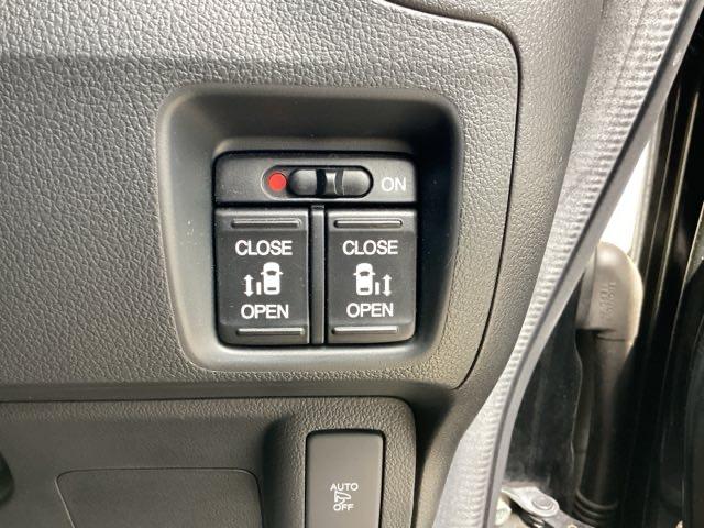 Ｎ－ＢＯＸカスタム Ｇ・ターボＬパッケージ　メモリーナビ／ＨＩＤヘッドライト　ＥＣＯＮモード　Ｒカメ　ターボモデル　プッシュスタートスマートキー　ナビＴＶ　横滑り防止　地デジ　キーレス　ＡＣ　イモビ　オートクルーズ　運転席エアバッグ　ＰＷ　ＰＳ（30枚目）