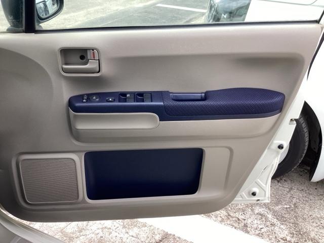 ライフ Ｇコンフォートセレクト　純正ナビ／ＥＴＣ　助手席エアバッグ　キーレスキー　フルオートエアコン　運転席エアバッグ　フルセグＴＶ　パワーステアリング　ＡＢＳ　パワーウインド　ＤＶＤ再生可　ＥＴＣ車載器（28枚目）