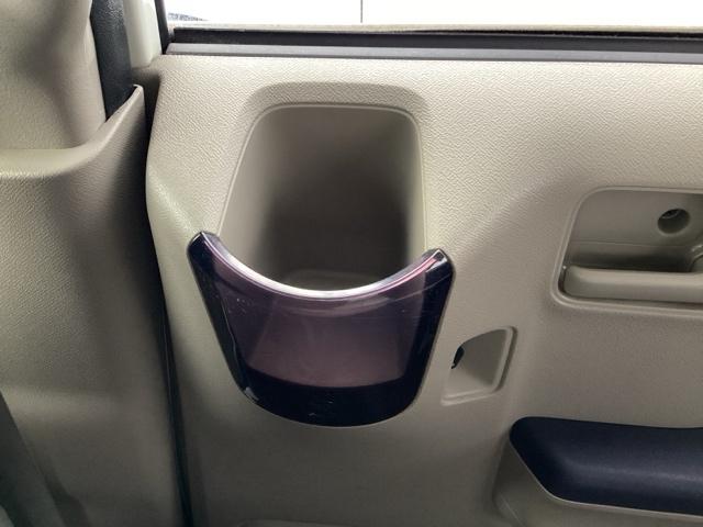 ライフ Ｇコンフォートセレクト　純正ナビ／ＥＴＣ　助手席エアバッグ　キーレスキー　フルオートエアコン　運転席エアバッグ　フルセグＴＶ　パワーステアリング　ＡＢＳ　パワーウインド　ＤＶＤ再生可　ＥＴＣ車載器（30枚目）