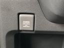 Lホンダセンシング LEDヘッドライト+オートリトラミラー プラズマクラスター技術搭載フルオート・エアコンディショナー クリソナ ETC付き ECON 整備記録簿 スマ-トキ- ナビ&TV フルセグ バックカメラ DVD(27枚目)