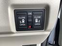 ベースグレード 運転席&助手席シートヒーター ECON Sヒーター LEDヘットライト ワンオーナ キーフリーシステム 盗難防止装置 パワーウインドー ナビTV スマートキーシステム サイドエアバック フルセグテレビ(32枚目)