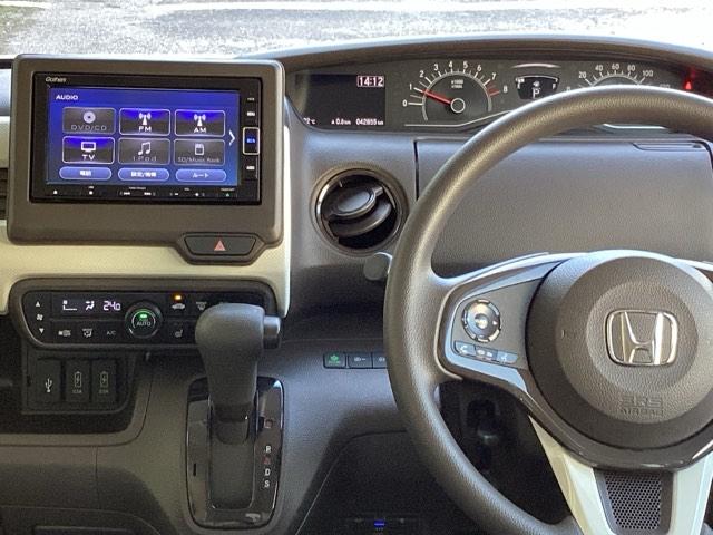 Ｎ－ＢＯＸ Ｌ　純正メモリーナビＬＥＤライト　Ｐソナー　レーダーブレーキサポート　運転席シートヒーター　ＤＶＤ再生可　Ｂモニター　ナビＴＶ　ＬＥＤヘットライト　両側スライド片側電動　地デジフルセグ　Ｗエアバック　ＰＳ（3枚目）