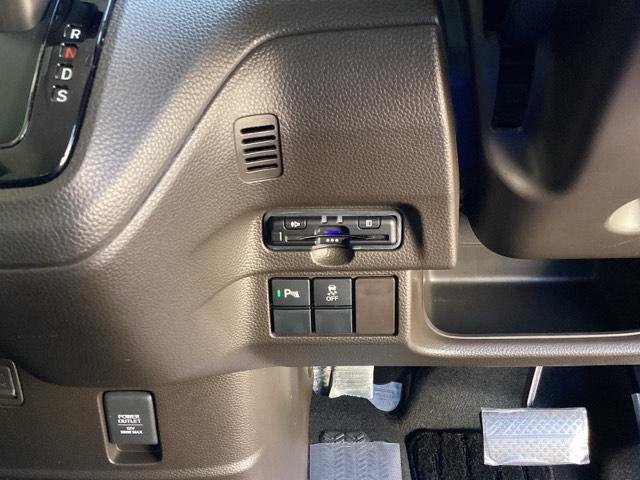 Ｎ－ＢＯＸ Ｌ　純正メモリーナビＬＥＤライト　Ｐソナー　レーダーブレーキサポート　運転席シートヒーター　ＤＶＤ再生可　Ｂモニター　ナビＴＶ　ＬＥＤヘットライト　両側スライド片側電動　地デジフルセグ　Ｗエアバック　ＰＳ（9枚目）