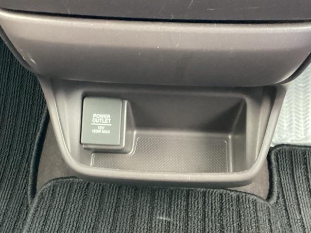 フリードハイブリッド ハイブリッド・Ｇホンダセンシング　純正メモリーナビＬＥＤライト　運転席エアバッグ　ダブルエアバック　追突被害軽減ブレーキ　横滑り防止システム　リヤカメラ　地デジ　スマートキープッシュスタート　ドライブレコー　ＡＢＳ　パワーウインドウ（33枚目）