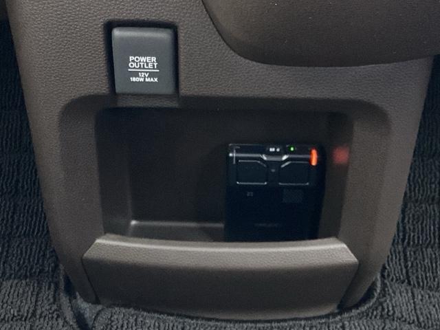 Ｎ－ＷＧＮ Ｇホンダセンシング　助手席回転シート　リアカメラ　地デジ　セキュリティアラーム　ＵＳＢ　キーレス　ナビＴＶ　ソナー　オートエアコン　ＥＳＣ　ＥＴＣ　両席エアバック　ＡＢＳ　ＤＶＤ　パワーウィンドウ　オートクルーズ（32枚目）