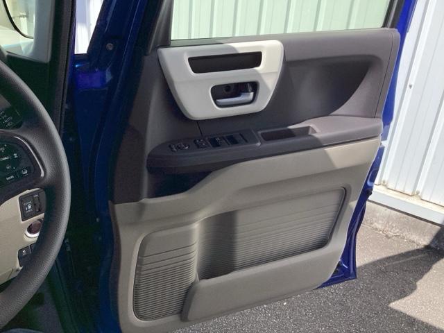 Ｎ－ＢＯＸ Ｇ・スロープＬホンダセンシング　車いす専用装備（車いす使用時は３名乗車になります）　ＬＥＤヘッドランプ　エアコン　オートクルーズコントロール　ＵＳＢ接続　ナビＴＶ　アイドリングストップ　ＤＶＤ再生　バックカメラ　エアバッグ　ＡＢＳ（28枚目）