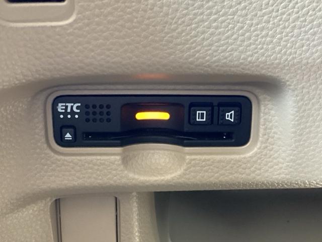 Ｎ－ＢＯＸ Ｇ・スロープＬホンダセンシング　車いす専用装備　クルコン　ＬＥＤライト　記録簿　ＵＳＢ接続　福祉車両　Ｂカメラ　アイドリングストップ　エアコン　ナビＴＶ　エアバッグ　スマートキープッシュスタート　ＤＶＤ　ＥＴＣ車載器　ＡＢＳ（13枚目）