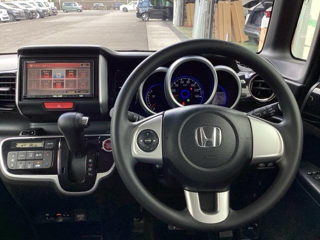 Ｎ－ＢＯＸカスタム Ｇ・Ｌパッケージ　ナビ装着用スペシャルパッケージ＋ＥＴＣ車載器（ナビ連動）オートエアコン（プラズマクラスター搭載）アレルクリーンシート　左右パワースライド　アイドリングストップ車　ナビ・ＴＶ　スマキ－　地デジＴＶ（3枚目）