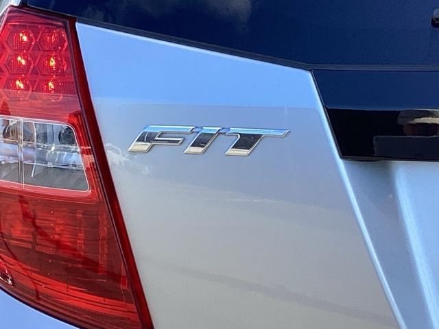 フィット Ｇスマートセレクション　ＦパッケージＨｏｎｄａスマートキーシステム　エアバック　Ｗエアーバック　記録簿　イモビライザー　パワーウィンドウ　ＡＢＳ　パワステ　ＥＴＣ　エアコン　キーレス　スマートキープッシュスタート（41枚目）