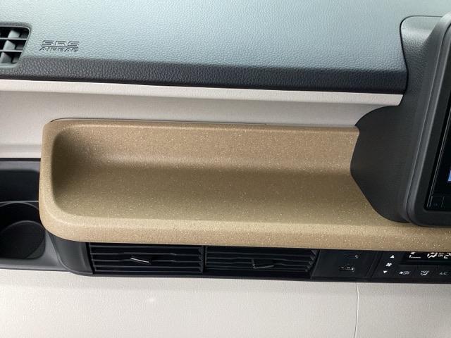 Ｎ－ＢＯＸ ファッションスタイル　ＨｏｎｄａＣＯＮＮＥＣＴｆｏｒＧａｔｈｅｒｓ＋ナビ装着用スペシャルパッケージ　ソナー　盗難防止装置　スマートキ　ＵＳＢポート　ＬＥＤランプ　ＥＴＣ　バックモニター　１オーナー　サイドカーテンエアバック（47枚目）