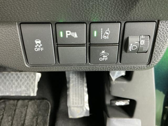 N-ONE プレミアムツアラー Pセンサー ターボエンジン カーテンエアバック 記録簿 LEDランプ USB接続 ドライブレコーダー クルコン 前席シートヒーター イモビ Wエアバッグ フルオートエアコン(29枚目)