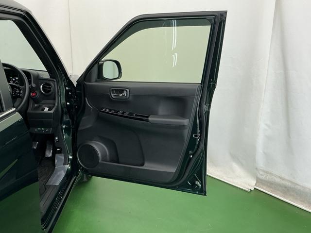 N-ONE プレミアムツアラー Pセンサー ターボエンジン カーテンエアバック 記録簿 LEDランプ USB接続 ドライブレコーダー クルコン 前席シートヒーター イモビ Wエアバッグ フルオートエアコン(65枚目)