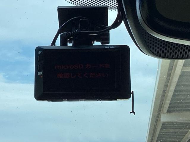 ヴェゼル ハイブリッドＺ・ホンダセンシング　ＥＴＣ／純正ナビ／バックモニター／ホンダセンシング　ＤＶＤ再生機能　整備記録簿　横滑り防止システム　バックアイカメラ　盗難防止装置　フルセ　シートヒーター付　スマ－トキ－　ＥＣＯモード　パワーウィンド（13枚目）