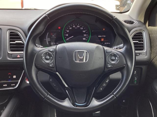 ヴェゼル ハイブリッドＺ・ホンダセンシング　ＥＴＣ／純正ナビ／バックモニター／ホンダセンシング　ＤＶＤ再生機能　整備記録簿　横滑り防止システム　バックアイカメラ　盗難防止装置　フルセ　シートヒーター付　スマ－トキ－　ＥＣＯモード　パワーウィンド（16枚目）