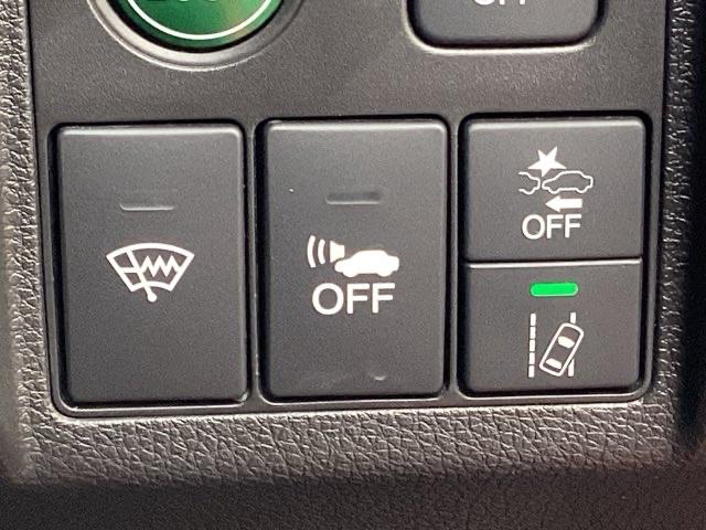 ヴェゼル ハイブリッドＺ・ホンダセンシング　ＥＴＣ／純正ナビ／バックモニター／ホンダセンシング　ＤＶＤ再生機能　整備記録簿　横滑り防止システム　バックアイカメラ　盗難防止装置　フルセ　シートヒーター付　スマ－トキ－　ＥＣＯモード　パワーウィンド（32枚目）