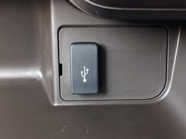 N-BOX G HondaSENSING 前後ソナー エアバック ナビTV 横滑防止装置 フルセグTV リアカメラ DVD LEDヘッドライト スマートキー ベンチシ-ト オートエアコン 整備記録簿 パワーウィンドウ(41枚目)