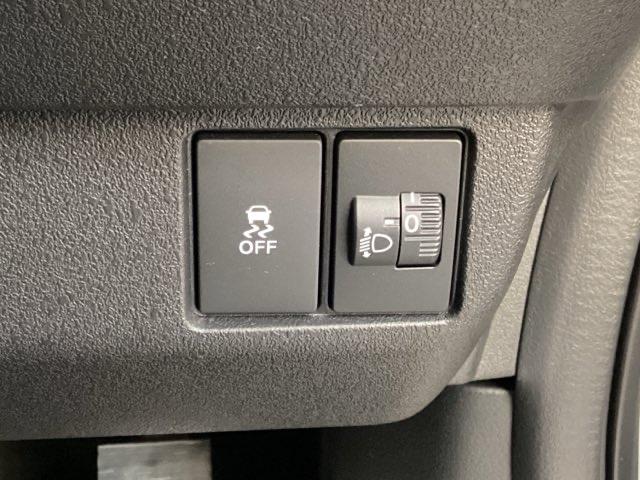 N-BOXカスタム ベースグレード 運転席&助手席シートヒーターオートリトラミラー USB接続 Dレコ 1オーナー ベンチシート オートエアコン スマートキ 盗難防止装置 クルコン ETC バックカメラ フルセグTV パワーステアリング(32枚目)