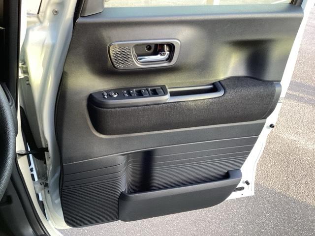 N-BOXカスタム ベースグレード 運転席&助手席シートヒーターオートリトラミラー USB接続 Dレコ 1オーナー ベンチシート オートエアコン スマートキ 盗難防止装置 クルコン ETC バックカメラ フルセグTV パワーステアリング(37枚目)