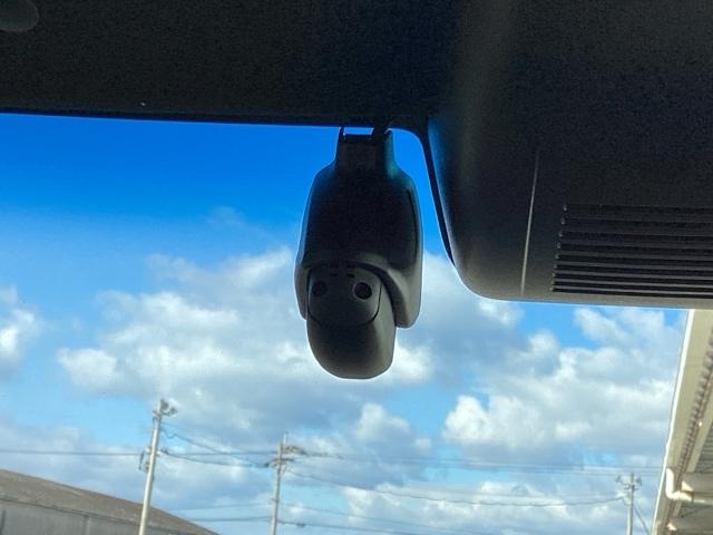 Ｎ－ＢＯＸカスタム Ｇ・Ｌターボホンダセンシング　プラズマクラスター技術搭載フルオート・エアコンディショナー　運転席＆助手席シートヒーター　両側ＰＷスライドドア　Ｂモニタ　Ｉストップ　セキュリティー　点検記録簿　ＵＳＢ接続　クルーズコントロール　ＰＷ（13枚目）