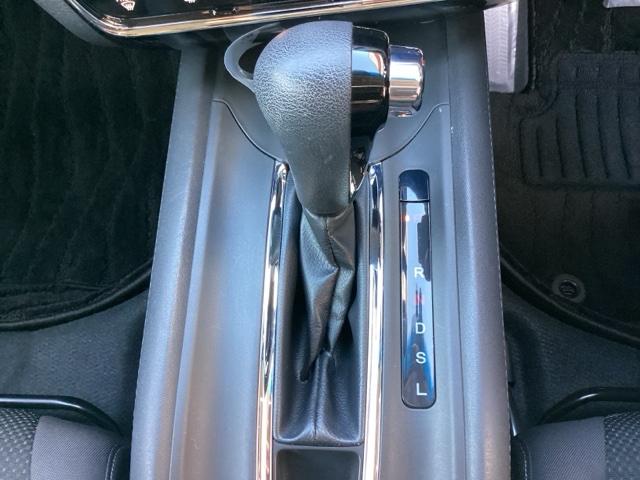 ヴェゼル Ｘ・ホンダセンシング　ＥＴＣ／純正ナビ／バックモニター／ホンダセンシング　Ｒカメラ　Ｗエアバッグ　アクティブクルーズコントロール　オートエアコン　ＬＥＤランプ　衝突軽減ブレ－キ　パワステ　整備記録簿　Ｄレコ　横滑り防止機能（23枚目）