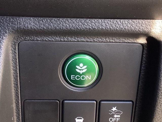 ヴェゼル Ｘ・ホンダセンシング　ＥＴＣ／純正ナビ／バックモニター／ホンダセンシング　Ｒカメラ　Ｗエアバッグ　アクティブクルーズコントロール　オートエアコン　ＬＥＤランプ　衝突軽減ブレ－キ　パワステ　整備記録簿　Ｄレコ　横滑り防止機能（31枚目）