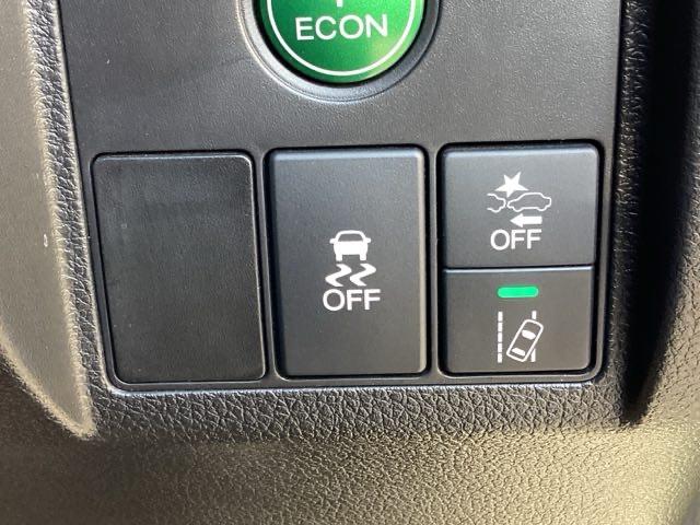 ヴェゼル Ｘ・ホンダセンシング　ＥＴＣ／純正ナビ／バックモニター／ホンダセンシング　Ｒカメラ　Ｗエアバッグ　アクティブクルーズコントロール　オートエアコン　ＬＥＤランプ　衝突軽減ブレ－キ　パワステ　整備記録簿　Ｄレコ　横滑り防止機能（32枚目）