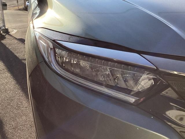 ヴェゼル Ｘ・ホンダセンシング　ＥＴＣ／純正ナビ／バックモニター／ホンダセンシング　Ｒカメラ　Ｗエアバッグ　アクティブクルーズコントロール　オートエアコン　ＬＥＤランプ　衝突軽減ブレ－キ　パワステ　整備記録簿　Ｄレコ　横滑り防止機能（43枚目）