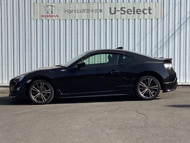 ８６ ＧＴ　メモリーナビ／ＭＴモード付　キーフリ　盗難防止　地デジ　スマートキ－　ＶＳＡ　オートエアコン　サイドＳＲＳ　助手席エアバッグ　ＬＥＤヘッドライト　パワーウィンドウ　運転席エアバッグ　ＡＢＳ　ナビ・ＴＶ（10枚目）