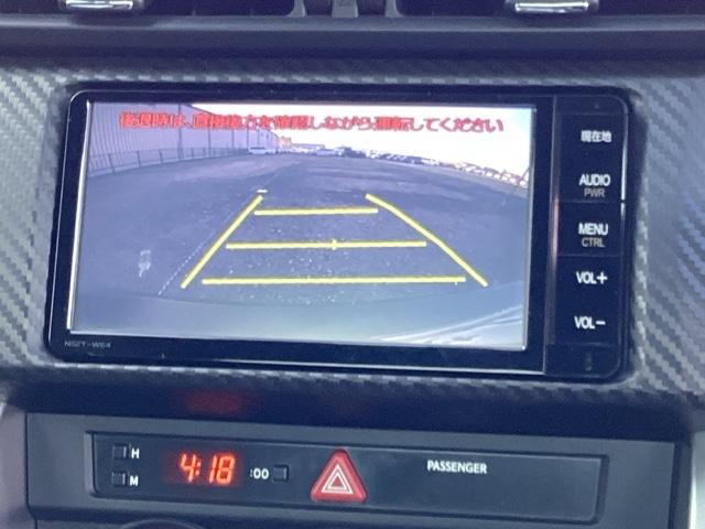 ８６ ＧＴ　メモリーナビ／ＭＴモード付　キーフリ　盗難防止　地デジ　スマートキ－　ＶＳＡ　オートエアコン　サイドＳＲＳ　助手席エアバッグ　ＬＥＤヘッドライト　パワーウィンドウ　運転席エアバッグ　ＡＢＳ　ナビ・ＴＶ（12枚目）