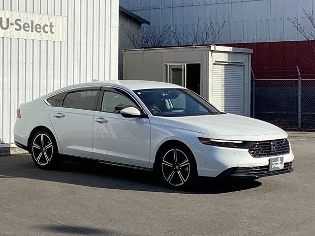 �k�d�c�w�b�h���C�g�𑕔����Ă��܂��B�k�d�c�w�b�h���C�g�͂ƂĂ����邭�A�J�̓����ԑ��s�����S�E���S�ł��B�I�[�g���C�g�R���g���[���t���Ŏ��̖͂��邳�ɉ����Ď����œ_���E�������܂��B