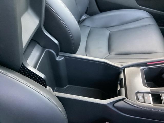 ���[�a�n�w���J����Ə����Ȃǂ����邱�Ƃ��ł��܂��B