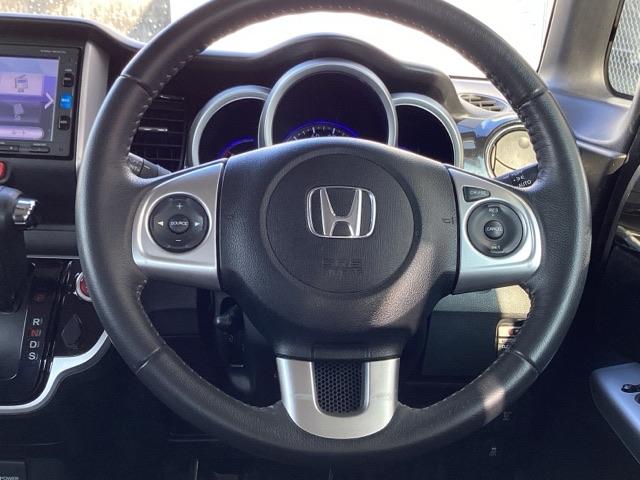 N-BOXカスタム G・ターボLパッケージ ナビ装着用スペシャルパッケージ LEDヘッド AAC 横滑り防止機能 リアカメラ 1セグTV オートクルーズ ETC付き キーレスエントリー 運転席エアバッグ パワステ イモビ PW ECOモード(15枚目)