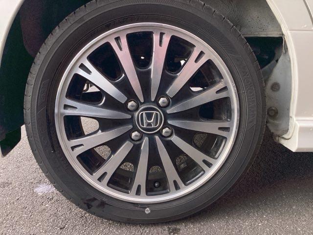 N-BOXカスタム G・ターボLパッケージ ナビ装着用スペシャルパッケージ LEDヘッド AAC 横滑り防止機能 リアカメラ 1セグTV オートクルーズ ETC付き キーレスエントリー 運転席エアバッグ パワステ イモビ PW ECOモード(20枚目)