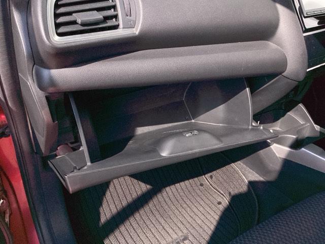 フィット １３Ｇ・Ｆ　メモリーナビ／フルオート・エアーコンディショナー（プラズマクラスター技術搭載）　Ｂカメラ　セキュリティーアラーム　両席エアバック　ＥＴＣ車載器　横滑り防止装置付　キーフリーシステム　ＵＳＢ　記録簿（37枚目）