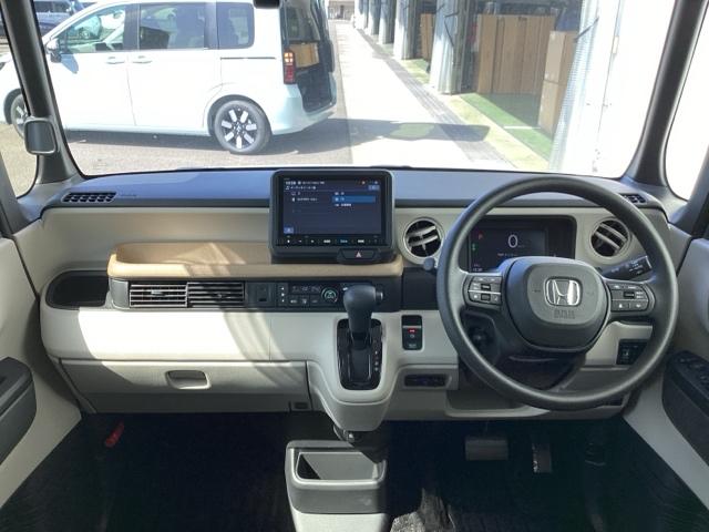 Ｎ－ＢＯＸ ベースグレード　メモリーナビ／ＬＥＤヘッドライト　ＥＣＯＮ　Ｓヒーター　ＬＥＤヘットライト　ワンオーナ　キーフリーシステム　盗難防止装置　パワーウインドー　ナビＴＶ　スマートキーシステム　サイドエアバック　ＵＳＢ（2枚目）