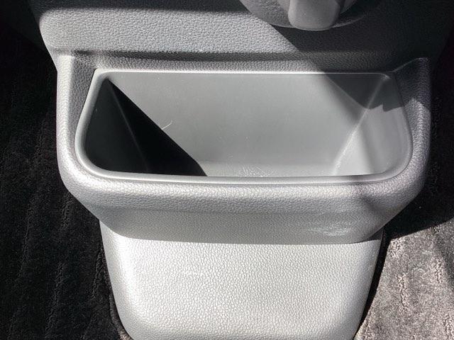 Ｎ－ＢＯＸ ベースグレード　メモリーナビ／ＬＥＤヘッドライト　ＥＣＯＮ　Ｓヒーター　ＬＥＤヘットライト　ワンオーナ　キーフリーシステム　盗難防止装置　パワーウインドー　ナビＴＶ　スマートキーシステム　サイドエアバック　ＵＳＢ（26枚目）