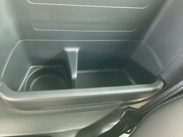 Ｎ－ＢＯＸカスタム ターボ　シートＨ　スマートキ　Ａクルコン　１オーナー　盗難防止　サイドカーテンエアバック　ＵＳＢ入力　キーレスエントリー　ナビＴＶ　両席エアバック　パーキングセンサー　ターボ車　エアコン　ＬＥＤライト（40枚目）