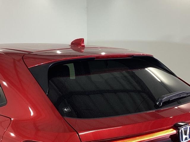 ヴェゼル ｅ：ＨＥＶＺ　メモリーナビ　ドラレコ　ＥＴＣ　リアカメラ　スマートキー＆プッシュスタート　サイドＳＲＳ　オートテールゲート　イモビ　地デジ　Ｂカメ　キーレスエントリー　Ｃソナー　ＵＳＢポート　ＰＳ　ＬＥＤライト（29枚目）