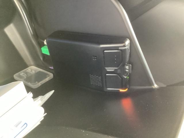 ヴェゼル ｅ：ＨＥＶＺ　メモリーナビ　ドラレコ　ＥＴＣ　リアカメラ　スマートキー＆プッシュスタート　サイドＳＲＳ　オートテールゲート　イモビ　地デジ　Ｂカメ　キーレスエントリー　Ｃソナー　ＵＳＢポート　ＰＳ　ＬＥＤライト（32枚目）