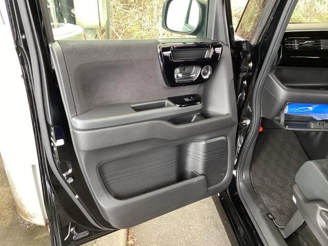 Ｎ－ＢＯＸカスタム Ｌ　純正メモリーナビ　ドラレコ　リアカメラ　スマートキーシステム　ヒーター　リヤカメラ　サイドカーテンエアバック　記録簿　ナビ＆ＴＶ　ＵＳＢポート　ＬＥＤ　キーフリー　両側スライド片側電動ドア　ＤＶＤ（33枚目）