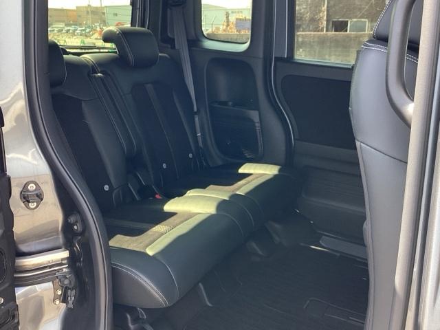 Ｎ－ＢＯＸカスタム Ｇ・ＥＸターボホンダセンシング　助手席スーパースライドシート／運転席＆助手席シートヒーター　スマートキ－　シ－トヒ－タ－　ＡＣ　Ｒカメ　サイドエアバッグ　クルコン　Ｆセグ　ＥＳＣ　ＬＥＤヘットライト　ＵＳＢ接続　タ－ボ　ナビＴＶ（17枚目）