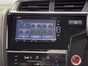 Ｌホンダセンシング　フルオート・エアーコンディショナー（プラズマクラスター技術搭載）　地デジＴＶ　ＤＶＤ　ＥＴＣ車載器　セキュリティーアラーム　記録簿　ＶＳＡ　カーテンエアバッグ　パワーステアリング　スマートキー　ＵＳＢ（11枚目）