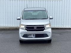 ディスチャージヘッドライト（ＨＩＤ）が、夜の運転をサポートします。 6