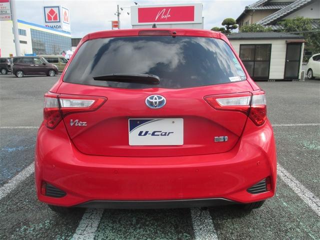 ヴィッツ ハイブリッドＦ　セーフティーエディションＩＩ　フルセグ　メモリーナビ　ＤＶＤ再生　バックカメラ　衝突被害軽減システム　ＥＴＣ　ドラレコ　ＬＥＤヘッドランプ　ワンオーナー　記録簿（4枚目）