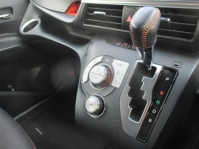 シエンタ ハイブリッドＧ　クエロ　ワンセグ　メモリーナビ　バックカメラ　衝突被害軽減システム　ＥＴＣ　両側電動スライド　ＬＥＤヘッドランプ　ウオークスルー　乗車定員７人　３列シート　記録簿（12枚目）