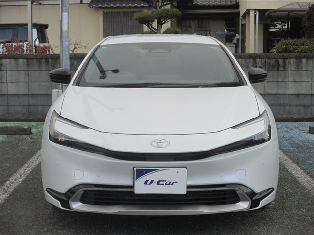 プリウス Ｚ　革シート　ミュージックプレイヤー接続可　バックカメラ　衝突被害軽減システム　ＥＴＣ　ＬＥＤヘッドランプ　ワンオーナー　記録簿（2枚目）