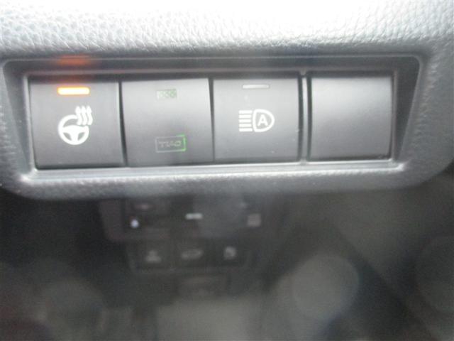 プリウス Ｚ　革シート　ミュージックプレイヤー接続可　バックカメラ　衝突被害軽減システム　ＥＴＣ　ＬＥＤヘッドランプ　ワンオーナー　記録簿（17枚目）