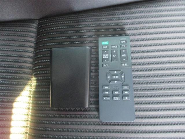 ヴォクシー ZS 煌II フルセグ メモリーナビ 後席モニター バックカメラ 衝突被害軽減システム ETC ドラレコ 両側電動スライド LEDヘッドランプ 乗車定員8人 3列シート ワンオーナー 記録簿(25枚目)