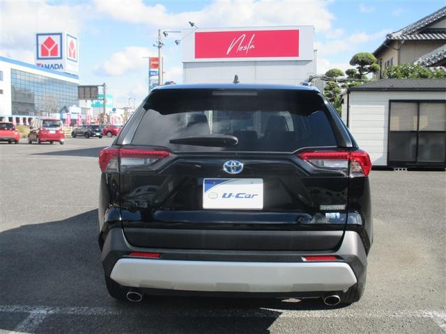 ＲＡＶ４ ハイブリッドアドベンチャー　サンルーフ　４ＷＤ　ミュージックプレイヤー接続可　バックカメラ　衝突被害軽減システム　ＥＴＣ　ＬＥＤヘッドランプ　ワンオーナー　記録簿（4枚目）